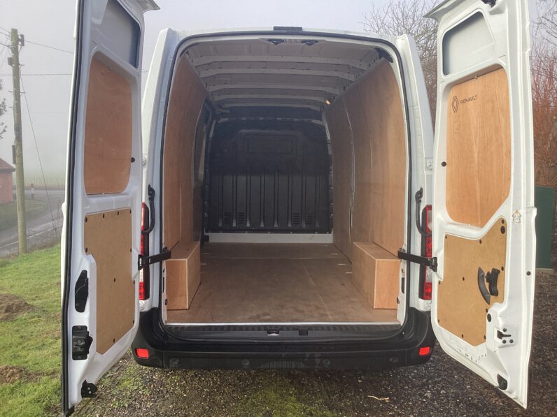 Renault Master AO24 UDZ - MULTIPLE AVAILABLE!